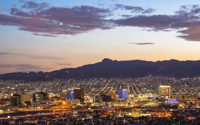 El Paso - Photo 2