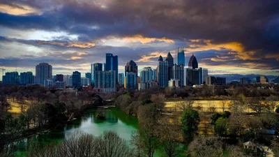 Atlanta - Photo 3