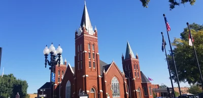 Fayetteville - Photo 3