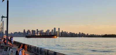 North Vancouver - Photo 2