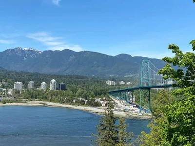 North Vancouver - Photo 5