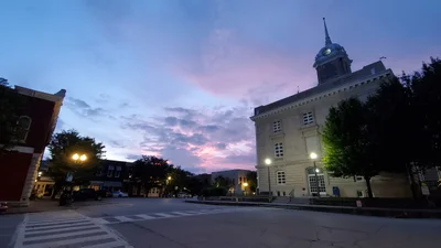 Columbia - Photo 2
