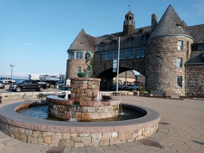 Narragansett - Photo 3