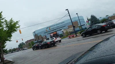 Huntington - Photo 4