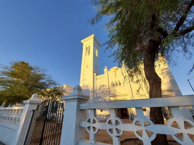 Tucson - Photo 4