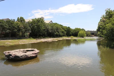 Round Rock - Photo 3