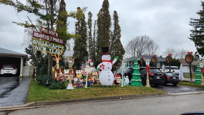 Pickering - Photo 2