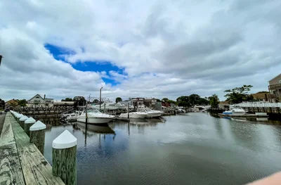 Bellmore - Photo 2