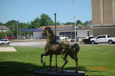 Meridian - Photo 2