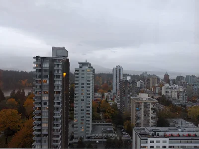 West Vancouver - Photo 3
