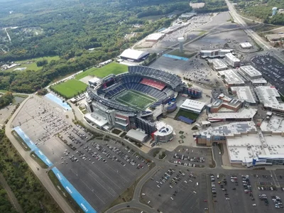 Foxborough - Photo 2