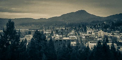 Eugene - Photo 4