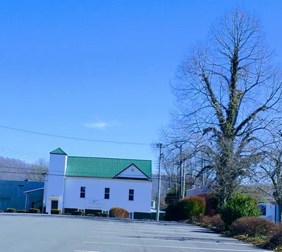 Moundsville - Photo 5