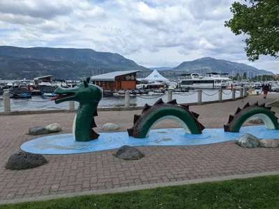 Kelowna - Photo 2
