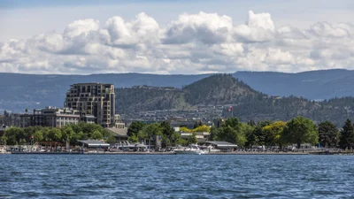 Kelowna - Photo 3