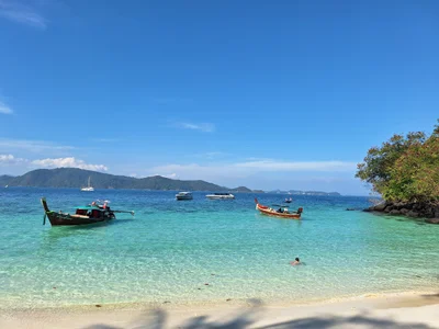 Ko He - Photo 2