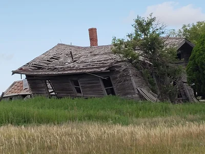 Dodge City - Photo 3