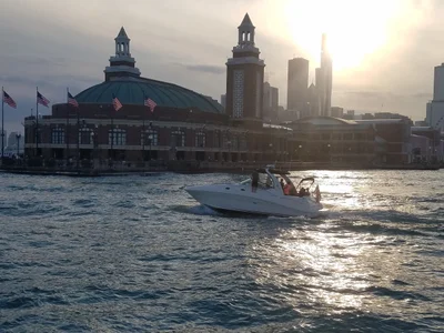 Chicago - Photo 2