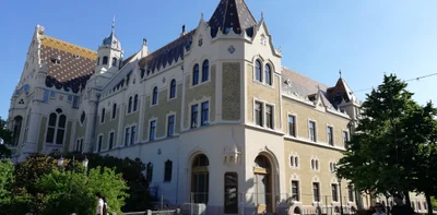 Kecskemet - Photo 3