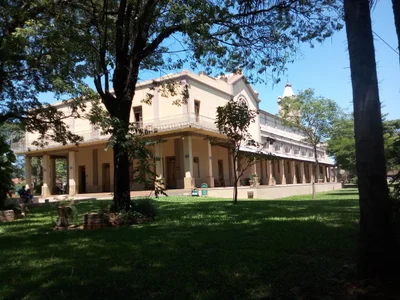 Luque - Photo 4