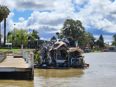 Renmark - Photo 2