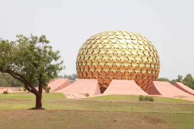 Auroville - Photo 2