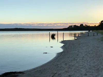 Strahan - Photo 2