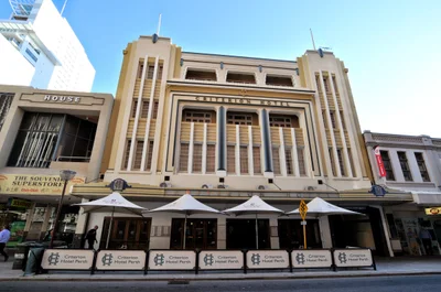 Perth - Photo 3