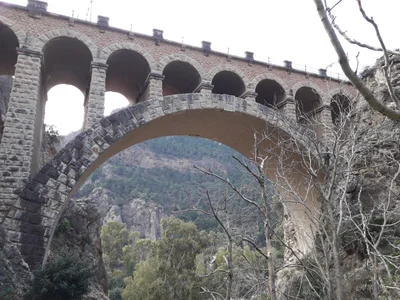 El Chorro - Photo 2