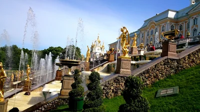St. Petersburg - Photo 3