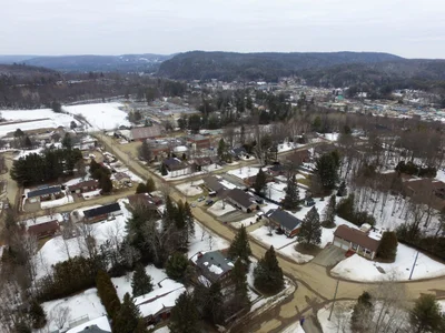 Bancroft - Photo 5