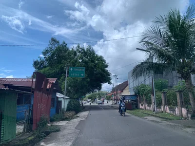 Manokwari - Photo 2