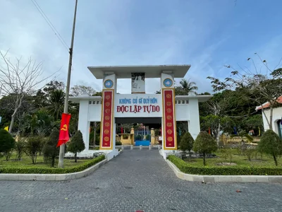 Con Dao - Photo 2