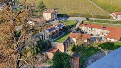 Barolo - Photo 5