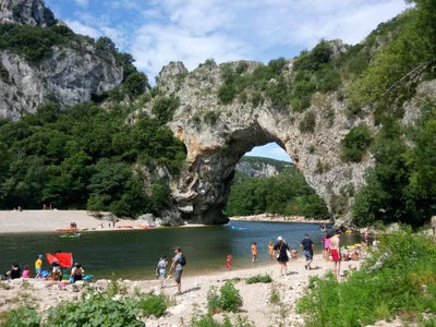 Ardeche - Photo 2