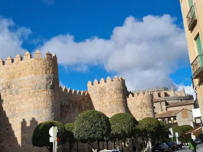 Avila - Photo 3