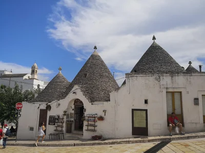 Alberobello - Photo 2