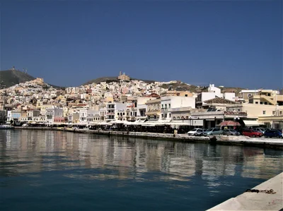 Ermoupoli - Photo 4