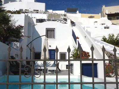 Thira Municipal Unit - Photo 2