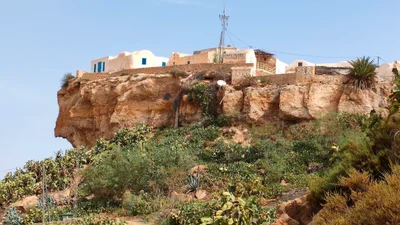 Takrouna - Photo 3
