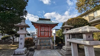 Komaki - Photo 4