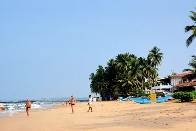 Hikkaduwa - Photo 2