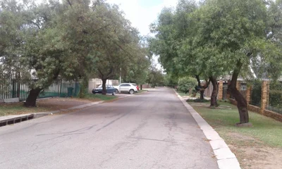 Secunda - Photo 4