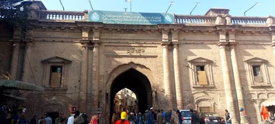 Walled City - Photo 2