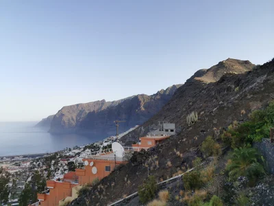 Santiago del Teide - Photo 2