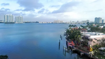 North Miami Beach - Photo 4