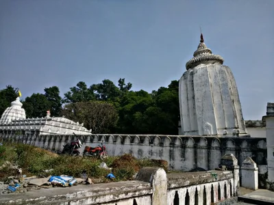 Dhama - Photo 4