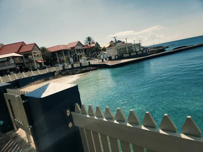 George Town - Photo 3
