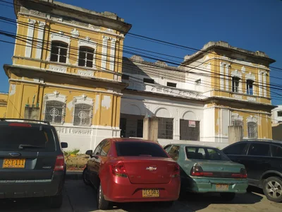 El Prado - Photo 2