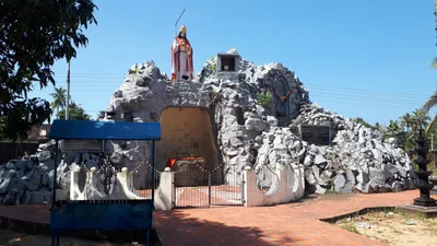 Eravipuram - Photo 2